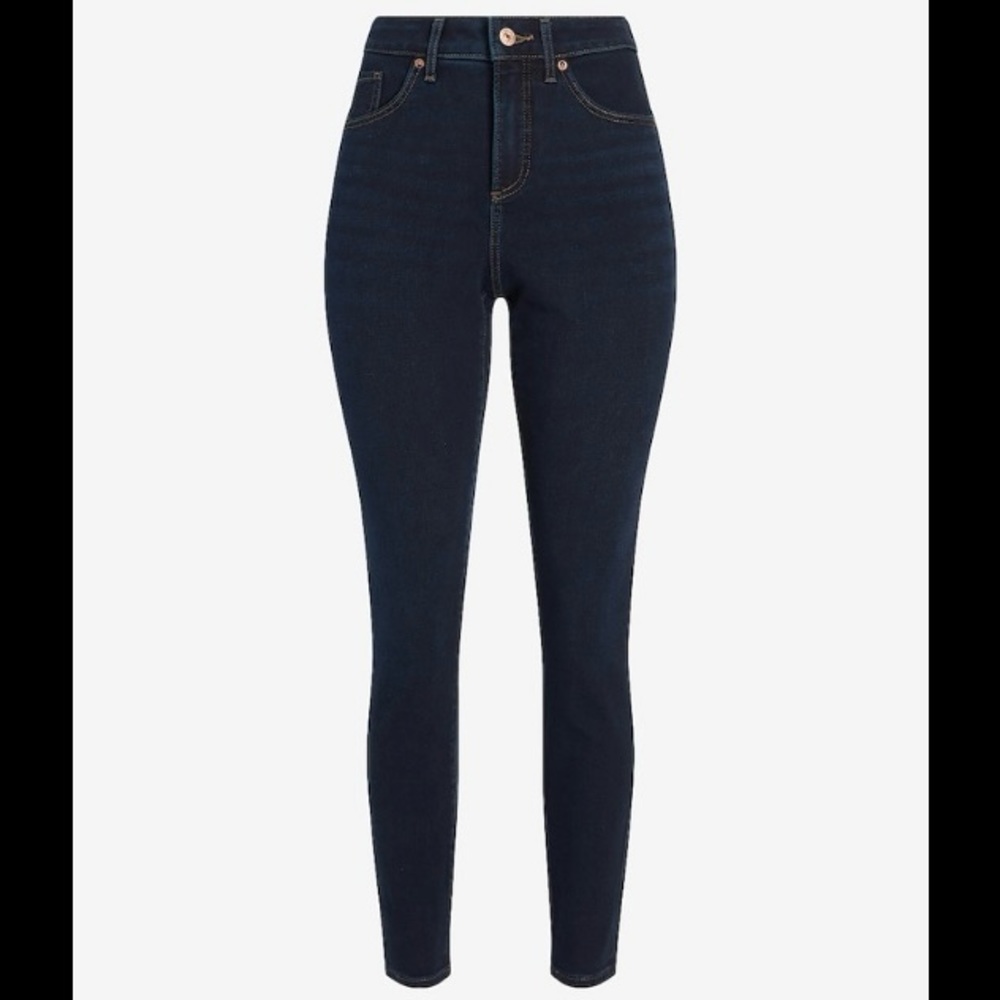 NWT Express Curvy High Waisted Dark Wash Supersoft Skinny Jeans - 0 Short